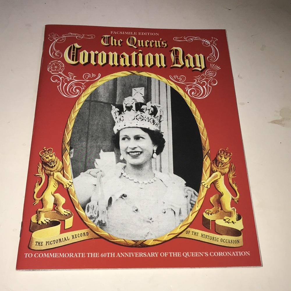 Royal Collection BBC DVD Box Set - Picture 11 of 14